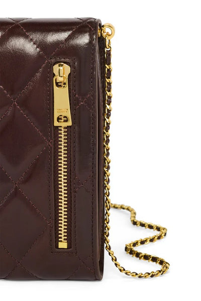 Holland Cooper Knightsbridge Quilted Ladies Phone Pouch in Chestnut Leather Detail